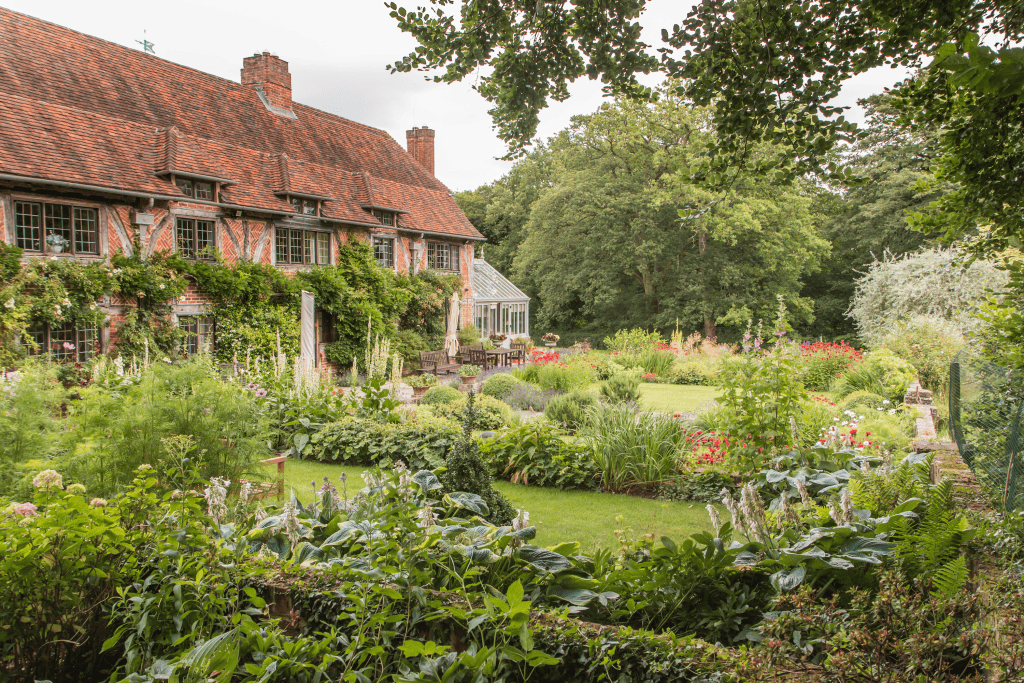 Dogmersfield Garden 18 of 20 2