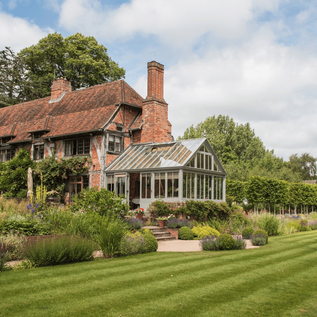 Dogmersfield Garden 19 of 20 4 1536x1024 square bb98362d406a7ae95202ef970ebbfffb mgw5op1fi470