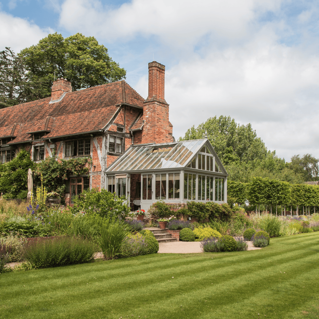 Dogmersfield Garden 19 of 20 4
