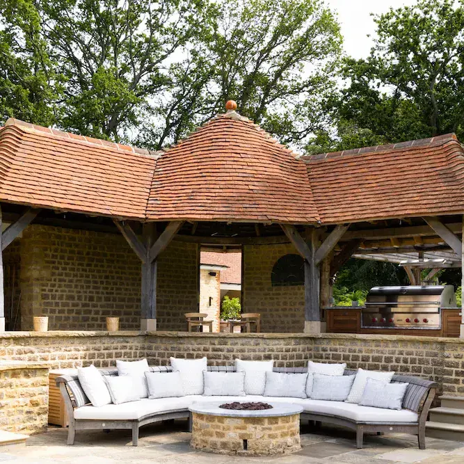 Outdoor Kitchen 5